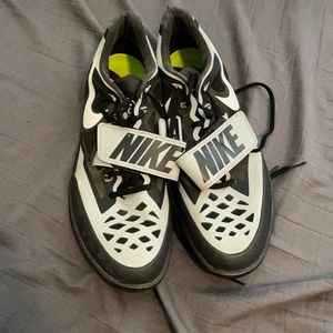 Shot put/discus throwing shoes